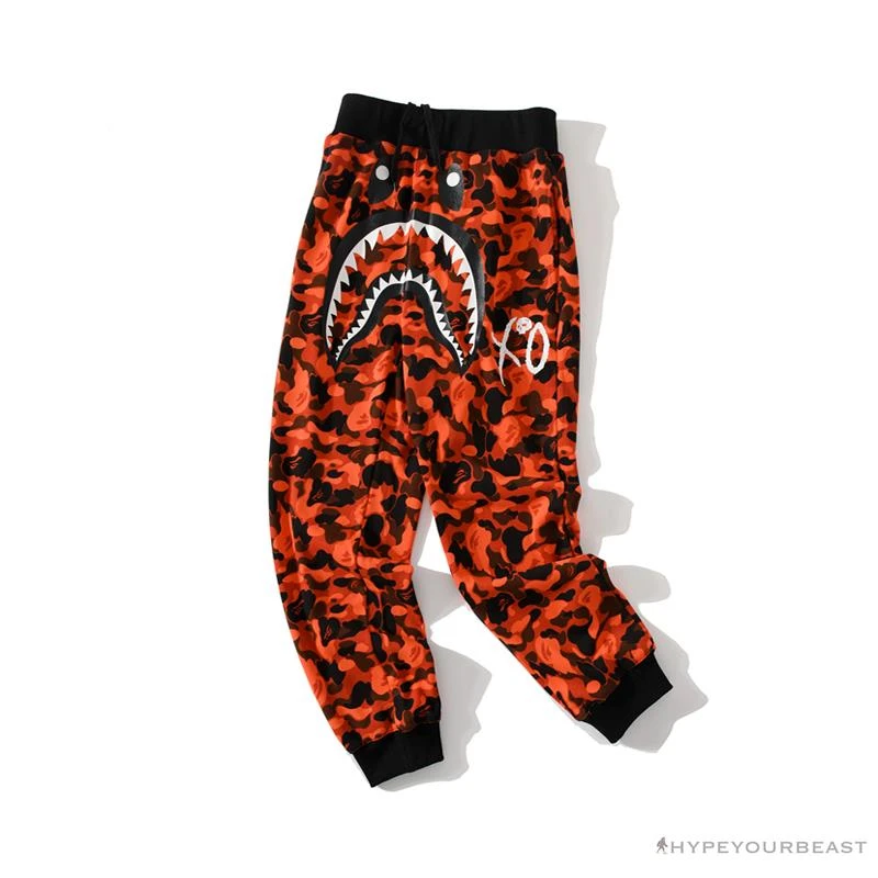 BAPE X XO Camouflage Red Pants 3 BAPE X XO Camouflage Red Pants - Image 3