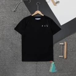 OFF-WHITE Skull And Writing Tee Shirt 'BLACK'