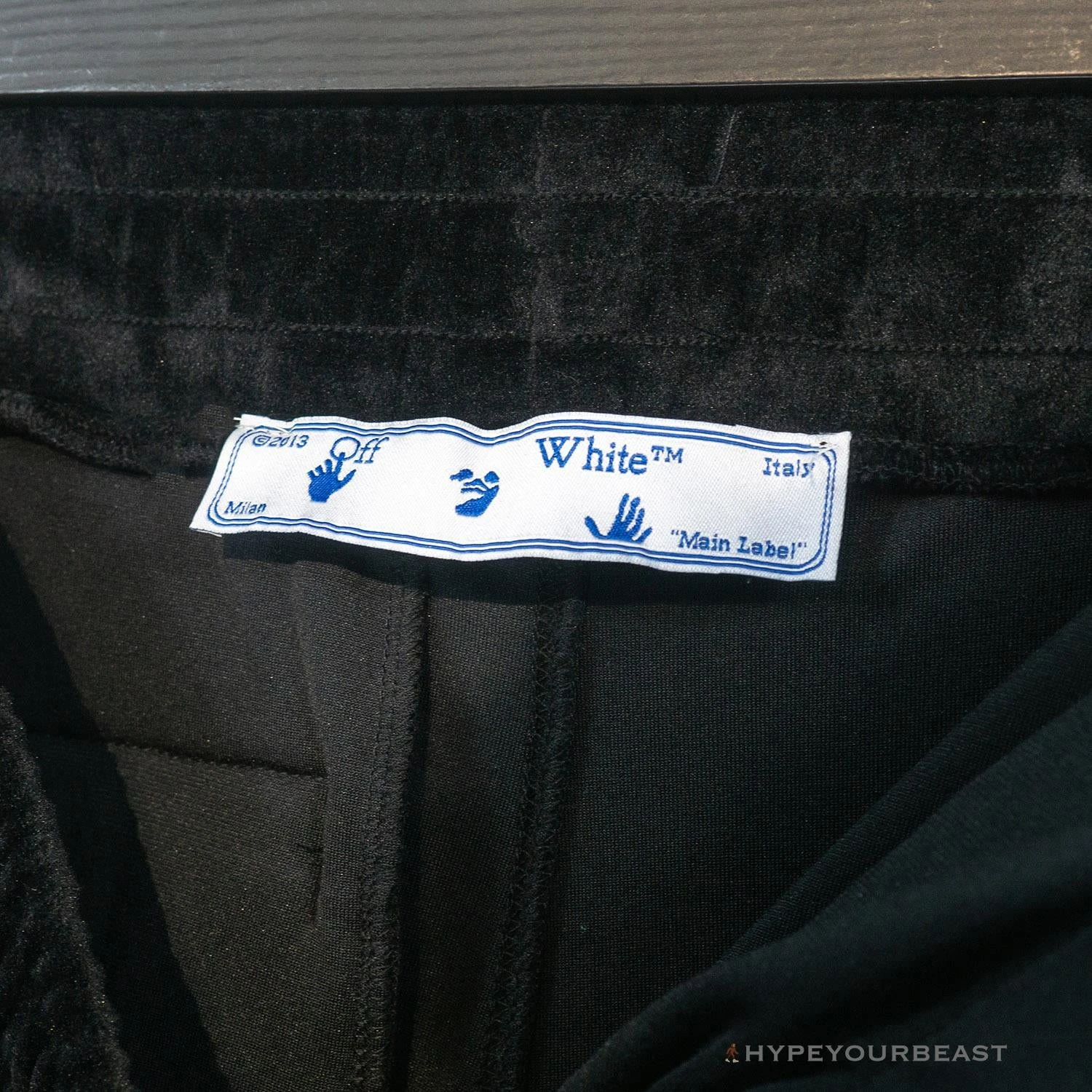 OFF-WHITE Side Webbing Casual Green Letter Pants 6 OFF-WHITE Side Webbing Casual Green Letter Pants - Image 6