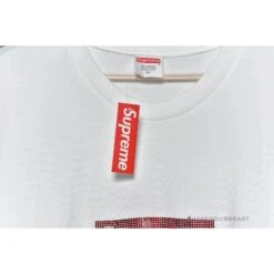 Supreme Red Flash Box Logo Tee Shirt -Fusion Wear Shop 9eb38623copy