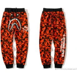 BAPE X XO Co-Branded Camouflage Pants 'RED' -Fusion Wear Shop Capture fc44843d c815 4387 a9a8 91a3418ca376