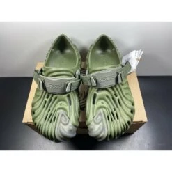 Crocs Pollex Clog By Salehe Bembury Menemsha Cucumber -Fusion Wear Shop HYB217 3617d5c1 5688 4b4a b700 56a86d36fca4