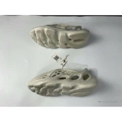Yeezy Foam RNNR Ararat -Fusion Wear Shop HYB2192 97d3f39f 5f60 4a61 8406 69592ec24b0d