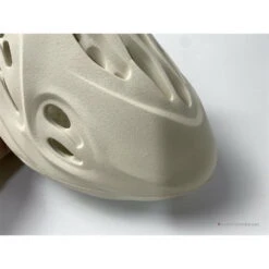 Yeezy Foam RNNR Ararat -Fusion Wear Shop HYB2193 5e5fe35e fdaa 479b 9961 e12a337f7be2