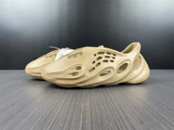Yeezy Foam RNNR 'Ochre' 15 Yeezy Foam RNNR 'Ochre' -Fusion Wear Shop HYB21 f172de83 9dcc 41ca af9c a78e5b16785c