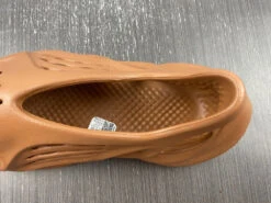 Adidas Yeezy Foam RNNR 'Flax' -Fusion Wear Shop HYB2238 9add22ca fe26 4213 8684 6f43e4dd689b