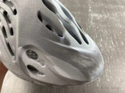 Yeezy Foam Runner 'MX Granite' -Fusion Wear Shop HYB228 693919e5 310e 4a9b 976f 04119f605a2c