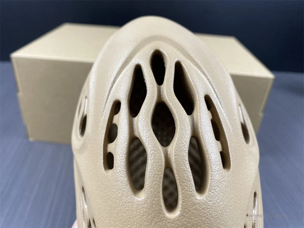 Yeezy Foam RNNR 'Ochre' 6 Yeezy Foam RNNR 'Ochre' - Image 6