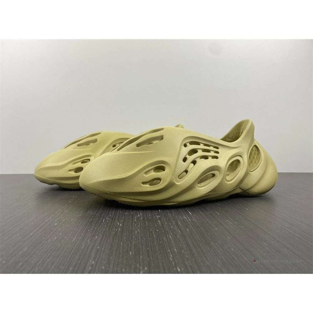 Yeezy Foam RNNR 'Sulfur' 5 Yeezy Foam RNNR 'Sulfur' - Image 5