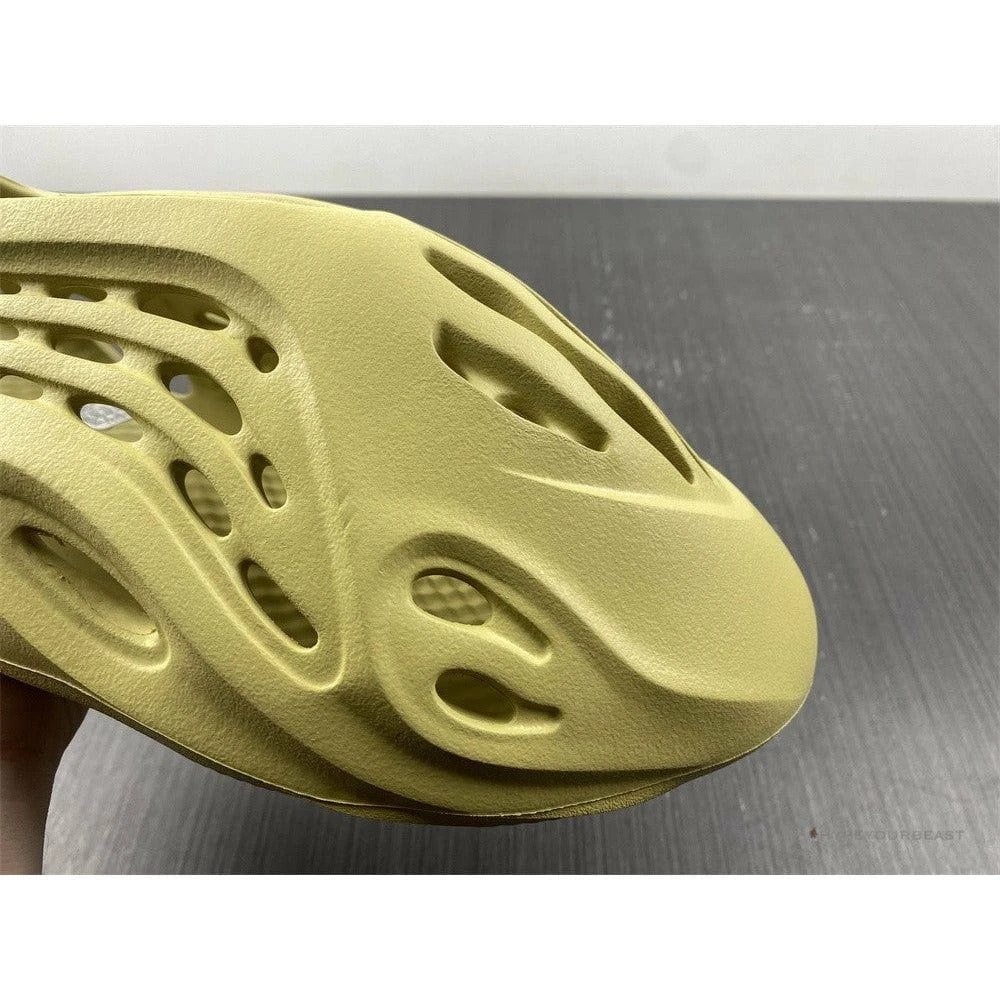 Yeezy Foam RNNR 'Sulfur' 16 Yeezy Foam RNNR 'Sulfur' - Image 16