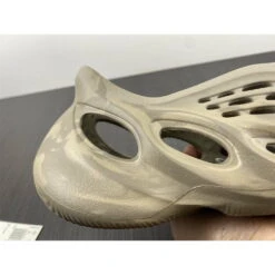 Yeezy Foam RNNR Stone Sage 20 Yeezy Foam RNNR Stone Sage -Fusion Wear Shop HYB257 18823531 5e05 4117 87a1 e4704aa30512