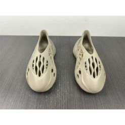 Yeezy Foam RNNR Stone Sage 22 Yeezy Foam RNNR Stone Sage -Fusion Wear Shop HYB260 6f1bb730 fb7f 425f 8478 e1f123fe2de6