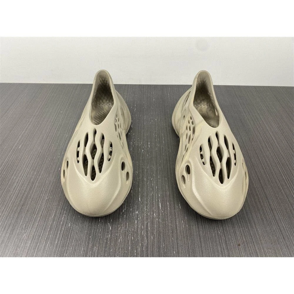 Yeezy Foam RNNR Stone Sage 10 Yeezy Foam RNNR Stone Sage - Image 10