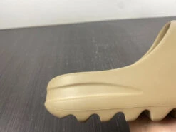 Adidas Yeezy Slide 'Pure' -Fusion Wear Shop HYB27 dec47cdc 0393 440b 9bcd 62c06d1f7b3f