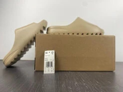 Adidas Yeezy Slide 'Pure' -Fusion Wear Shop HYB28 4e699909 5e9f 4101 8642 ef1a7b14d112