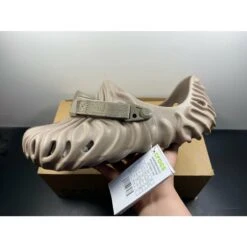 Crocs Pollex Clog By Salehe Bembury Menemsha Brown -Fusion Wear Shop HYB29 9d5e5c96 a304 4e68 8bc6 b8aa53cf784e