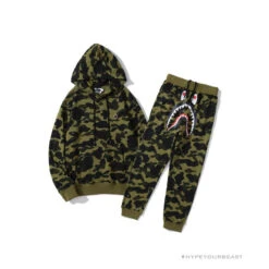 BAPE Camouflage Kangaroo Hooded Hoodie Green 10 BAPE Camouflage Kangaroo Hooded Hoodie Green -Fusion Wear Shop bae6d588